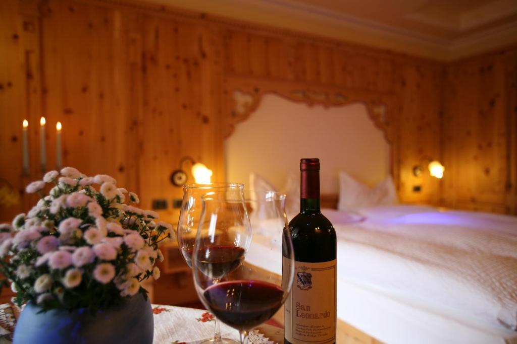 Hotel Bellavista Canazei Kamer foto